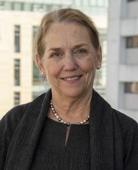 Barbara Lee Bass